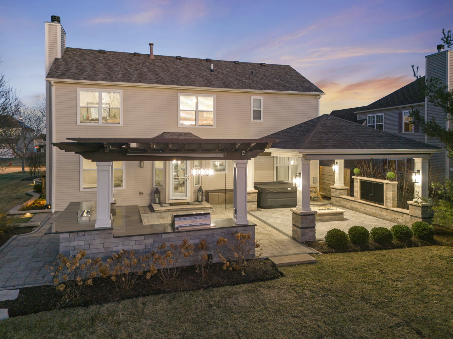 2408 Moutray Lane, North Aurora, IL 60542