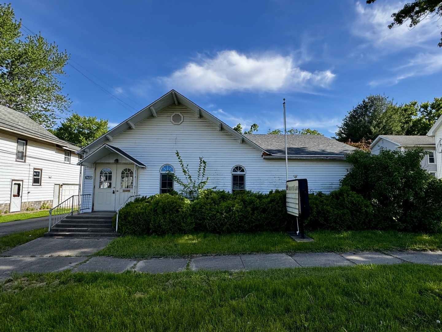 1209 6th Street, Mendota, IL 61342