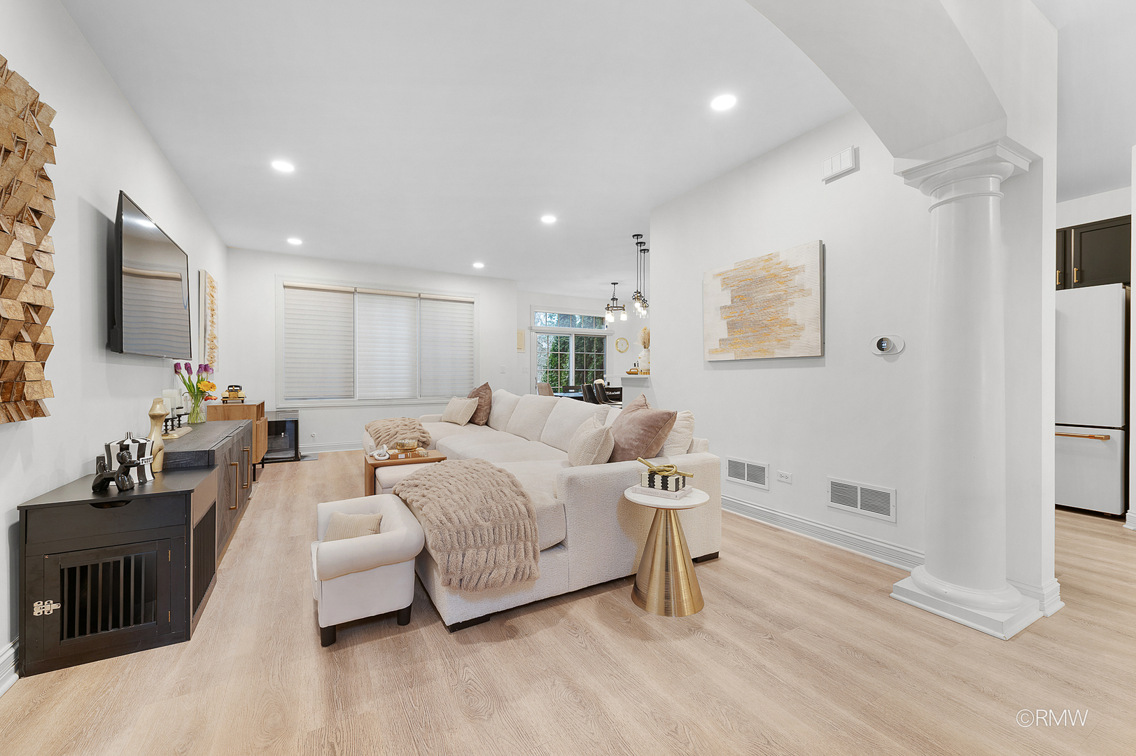 2459 Nicola Court, Addison, IL 60101