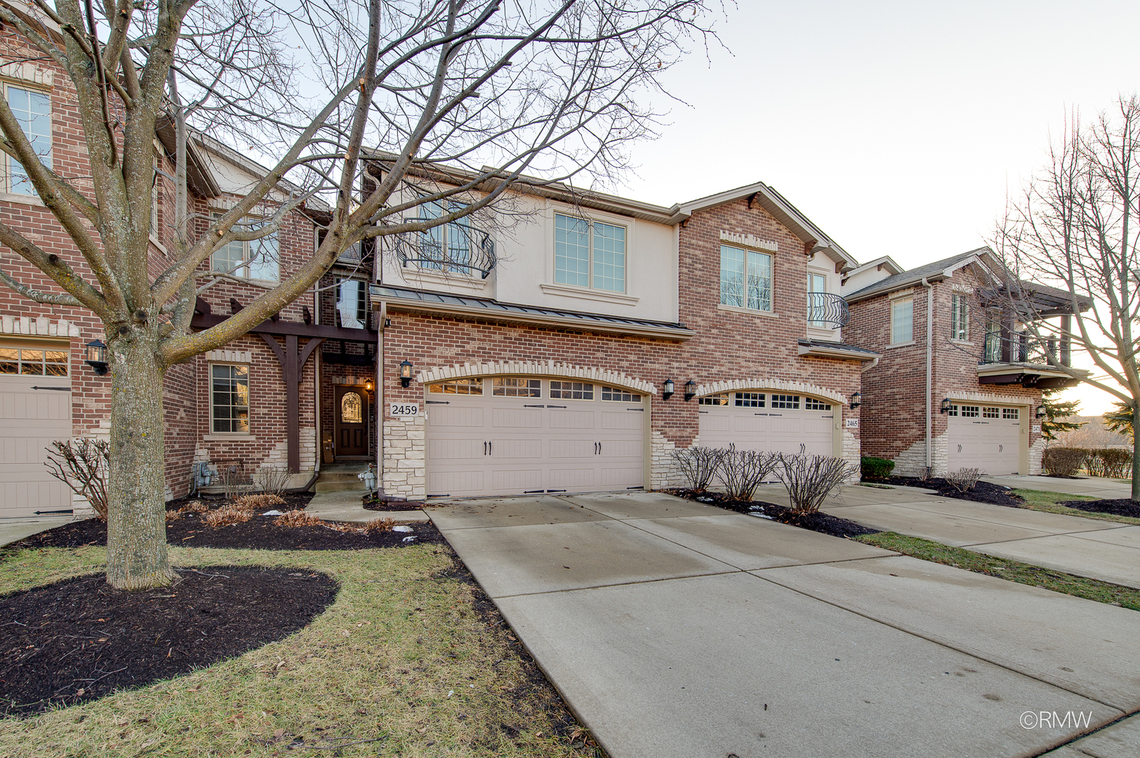 2459 Nicola Court, Addison, IL 60101