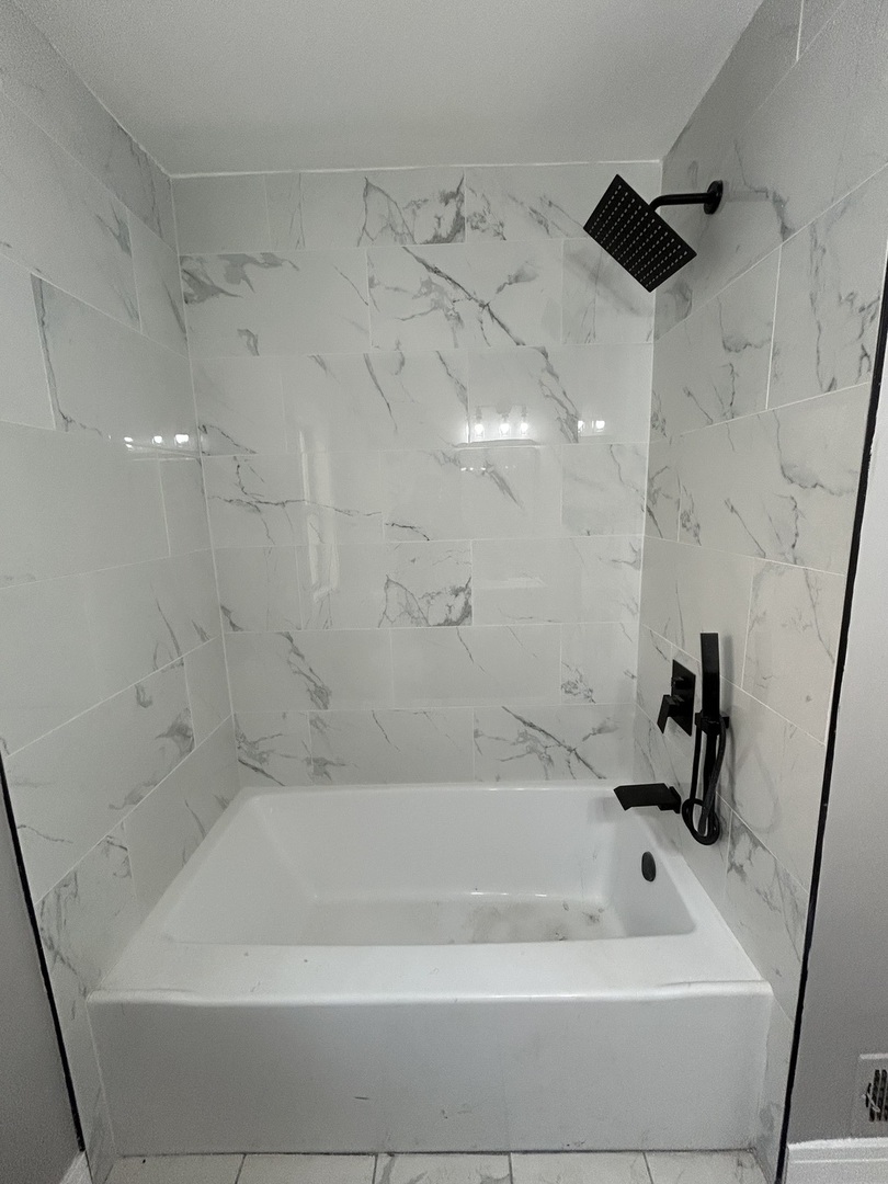 8916 S Merrill Avenue, Chicago, IL 60617