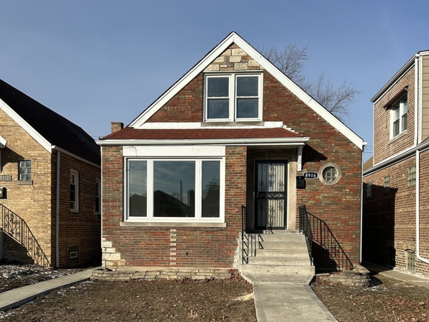 8916 S Merrill Avenue, Chicago, IL 60617