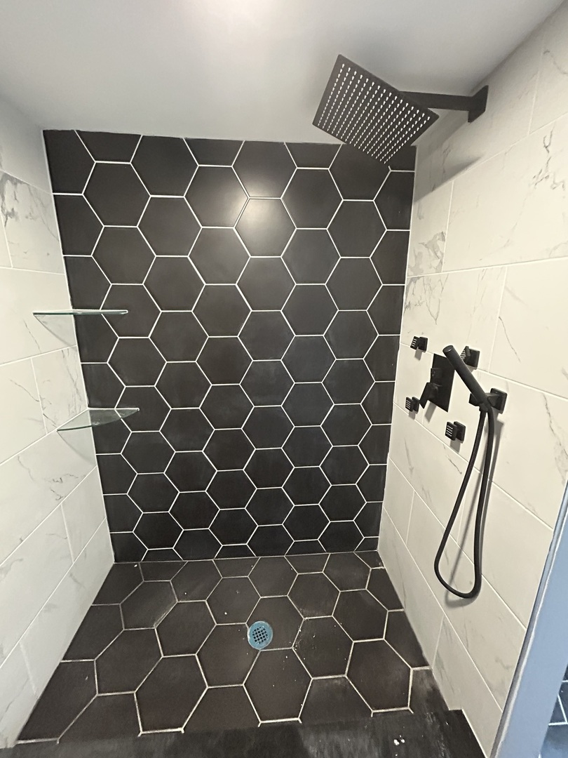 8916 S Merrill Avenue, Chicago, IL 60617