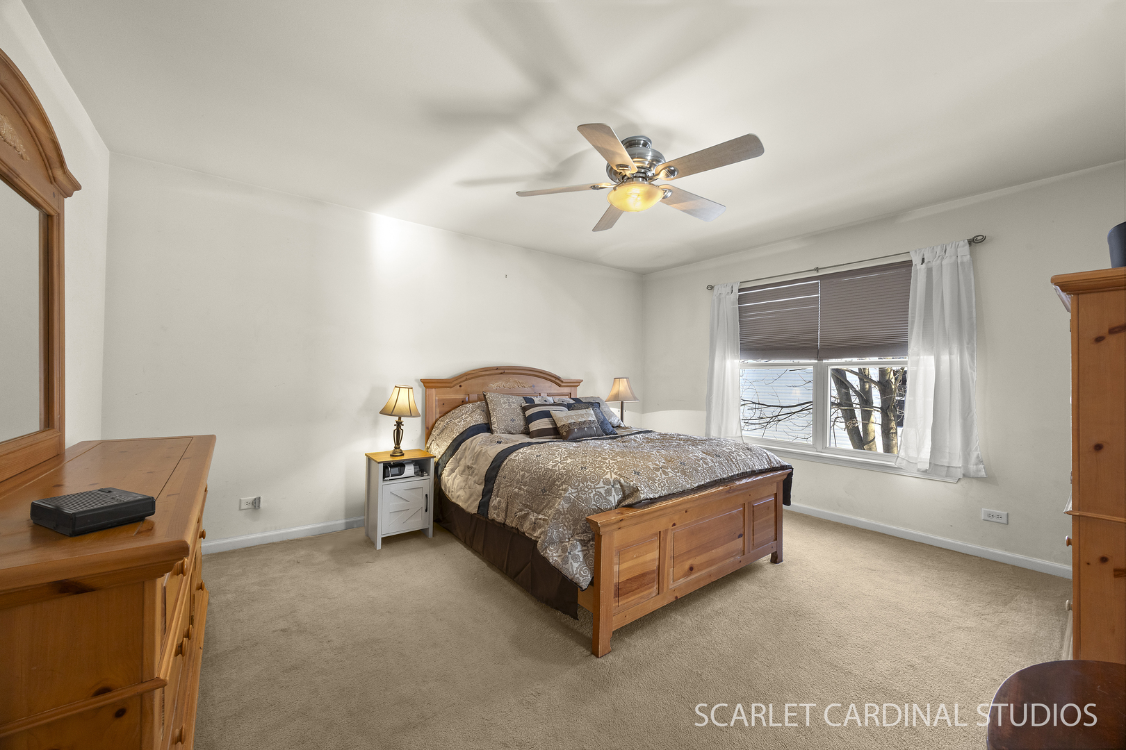 401 Bower Lane, Oswego, IL 60543