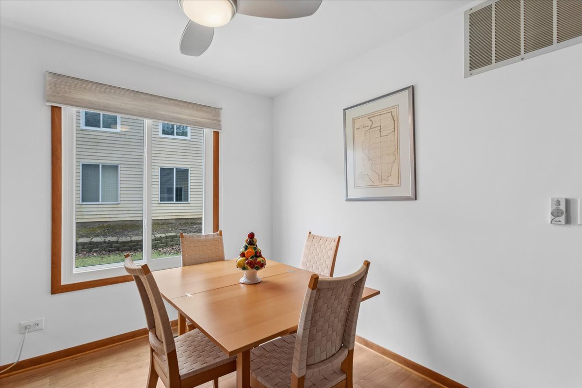 2404 Danbury Drive #A1, Woodridge, IL 60517