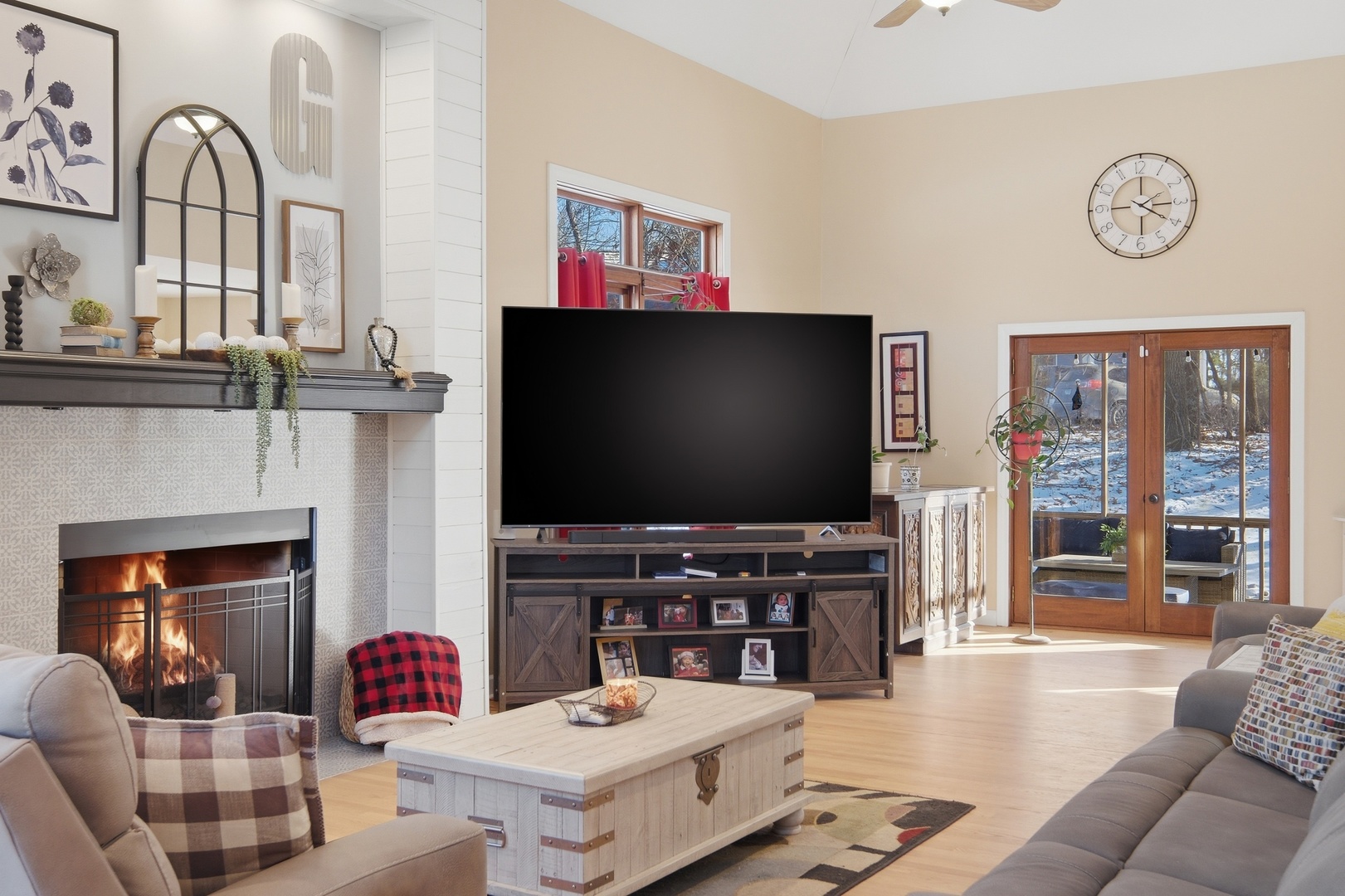 307 Knollwood Drive, Dixon, IL 61021