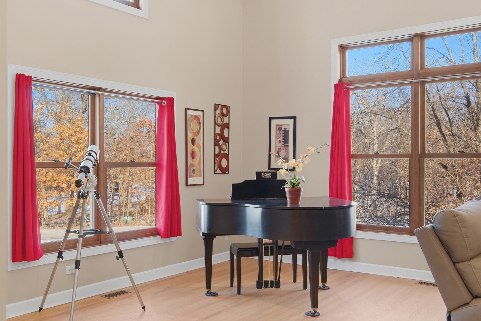 307 Knollwood Drive, Dixon, IL 61021