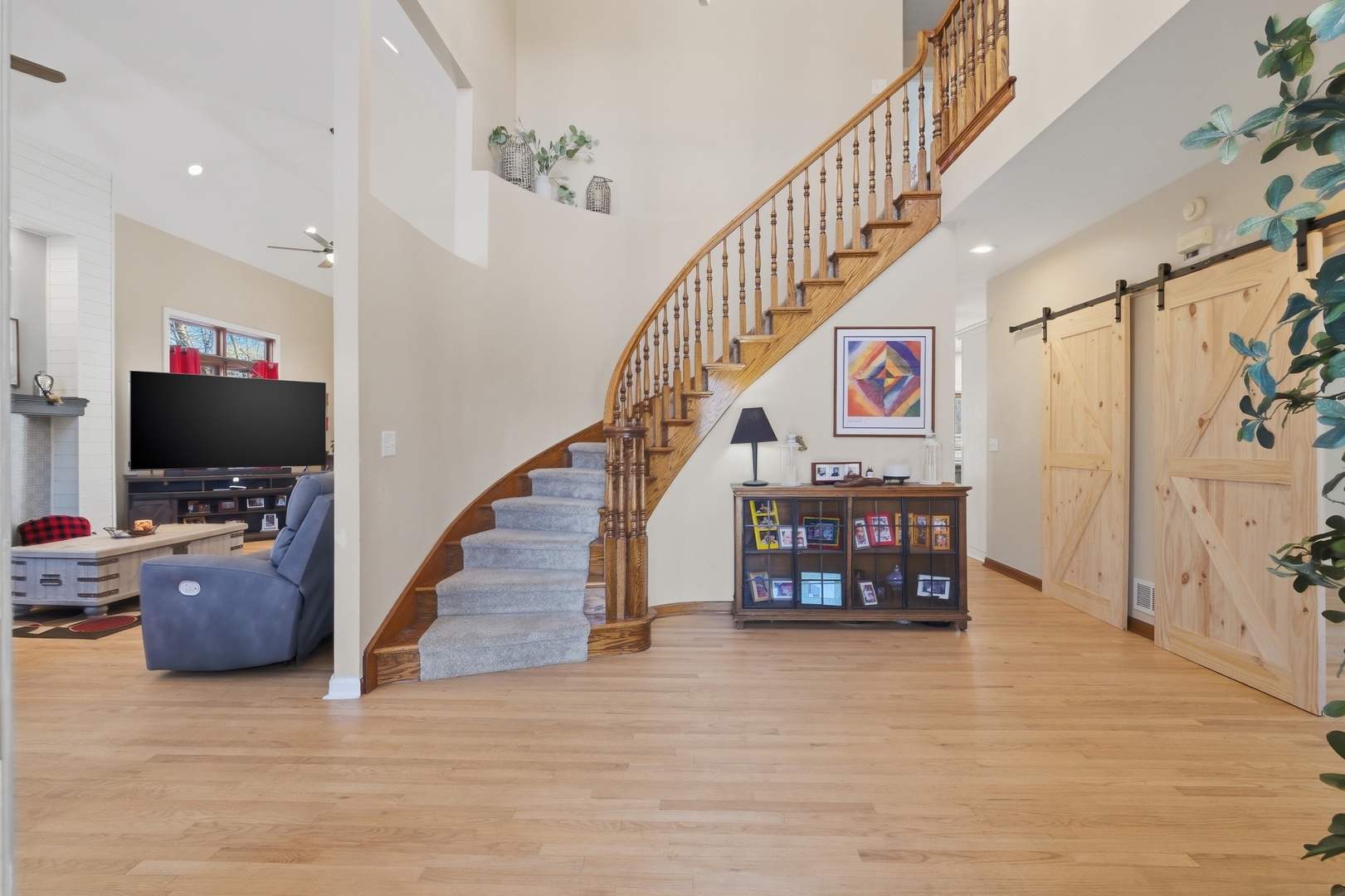 307 Knollwood Drive, Dixon, IL 61021