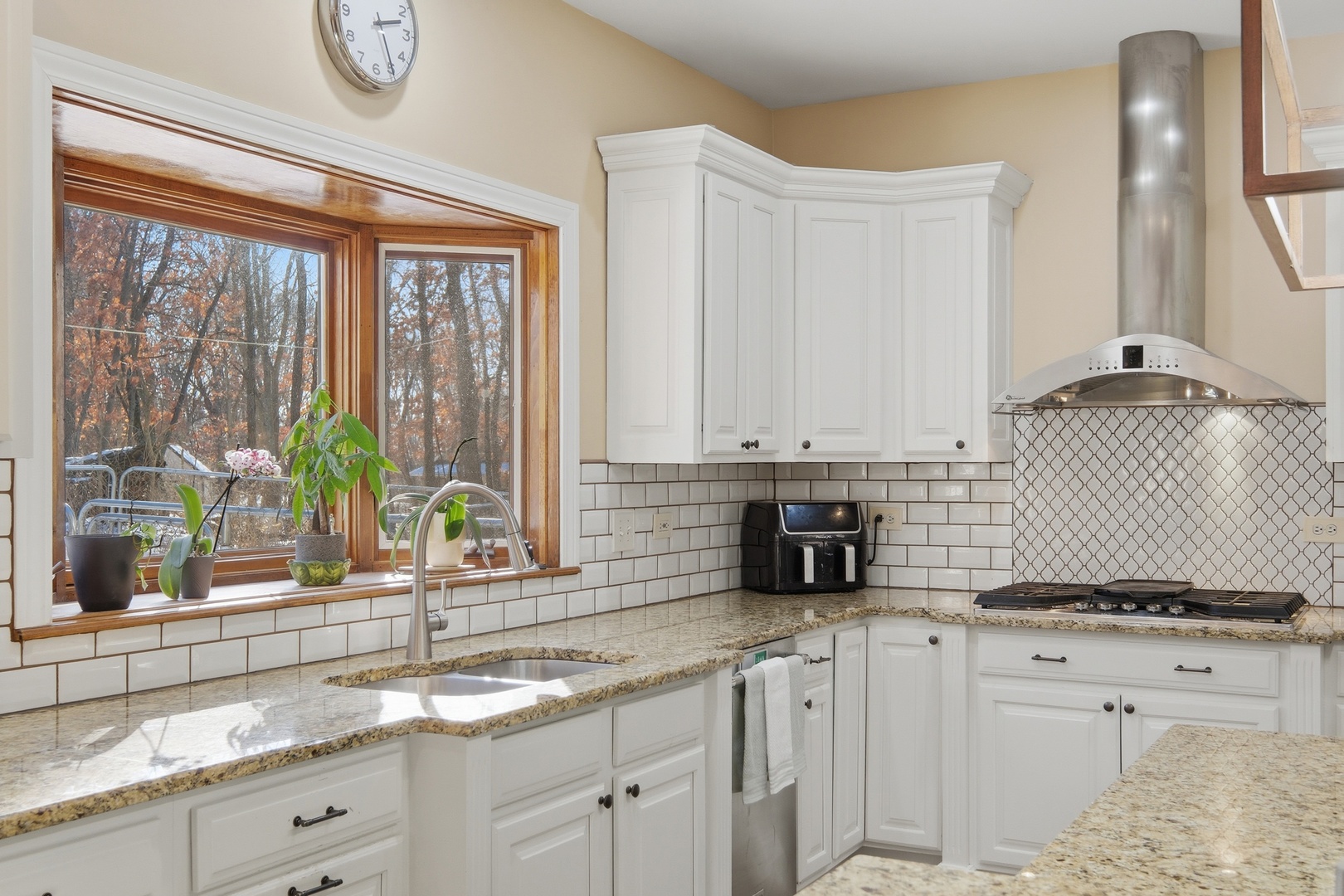 307 Knollwood Drive, Dixon, IL 61021