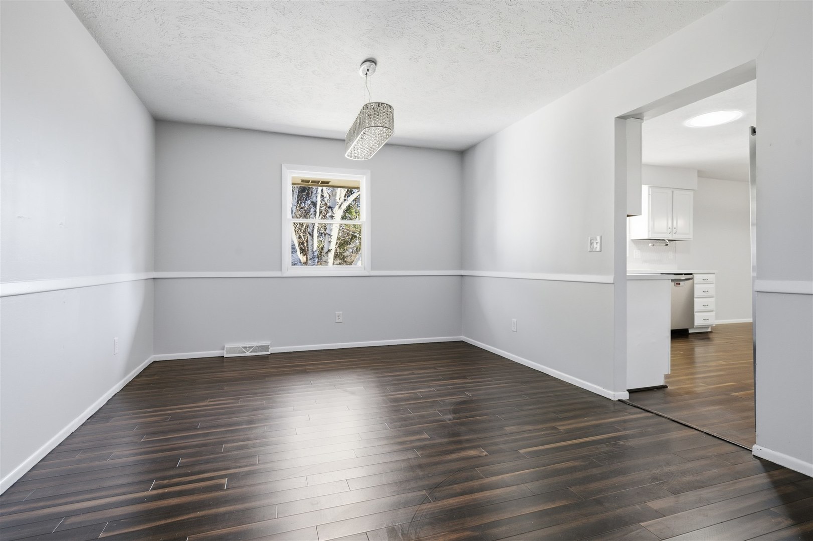 110 S Hershey Road, Bloomington, IL 61704