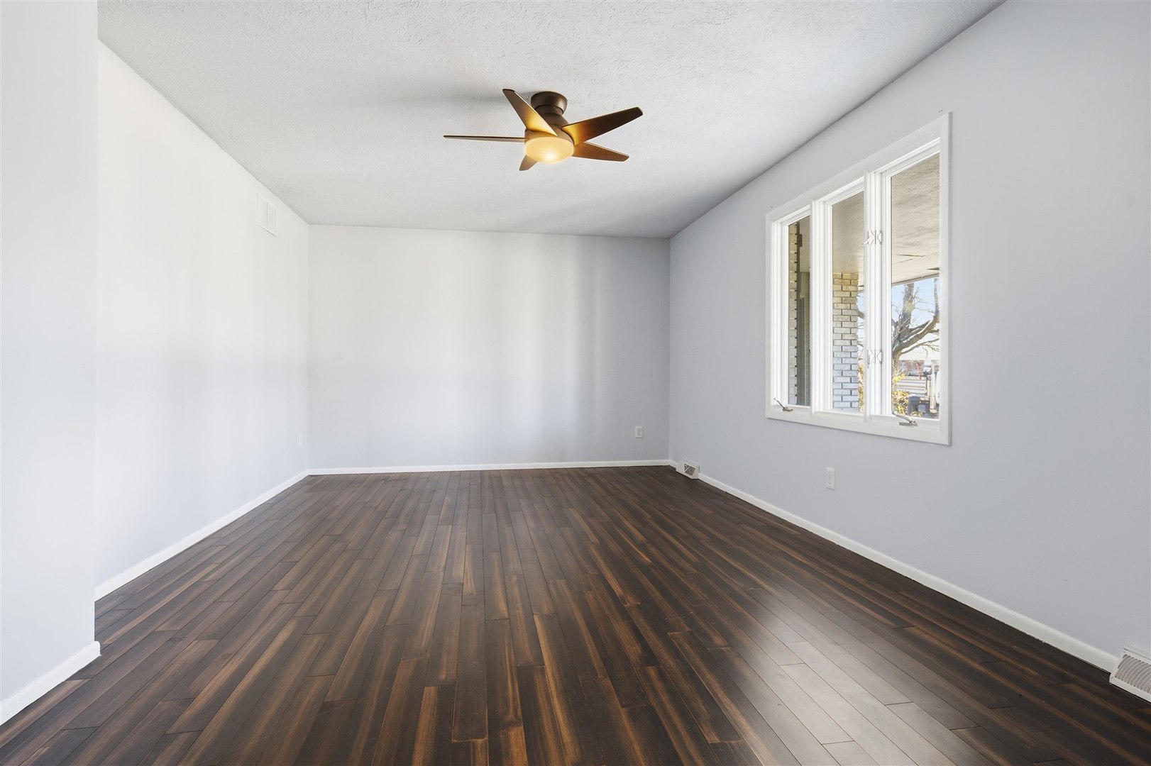 110 S Hershey Road, Bloomington, IL 61704