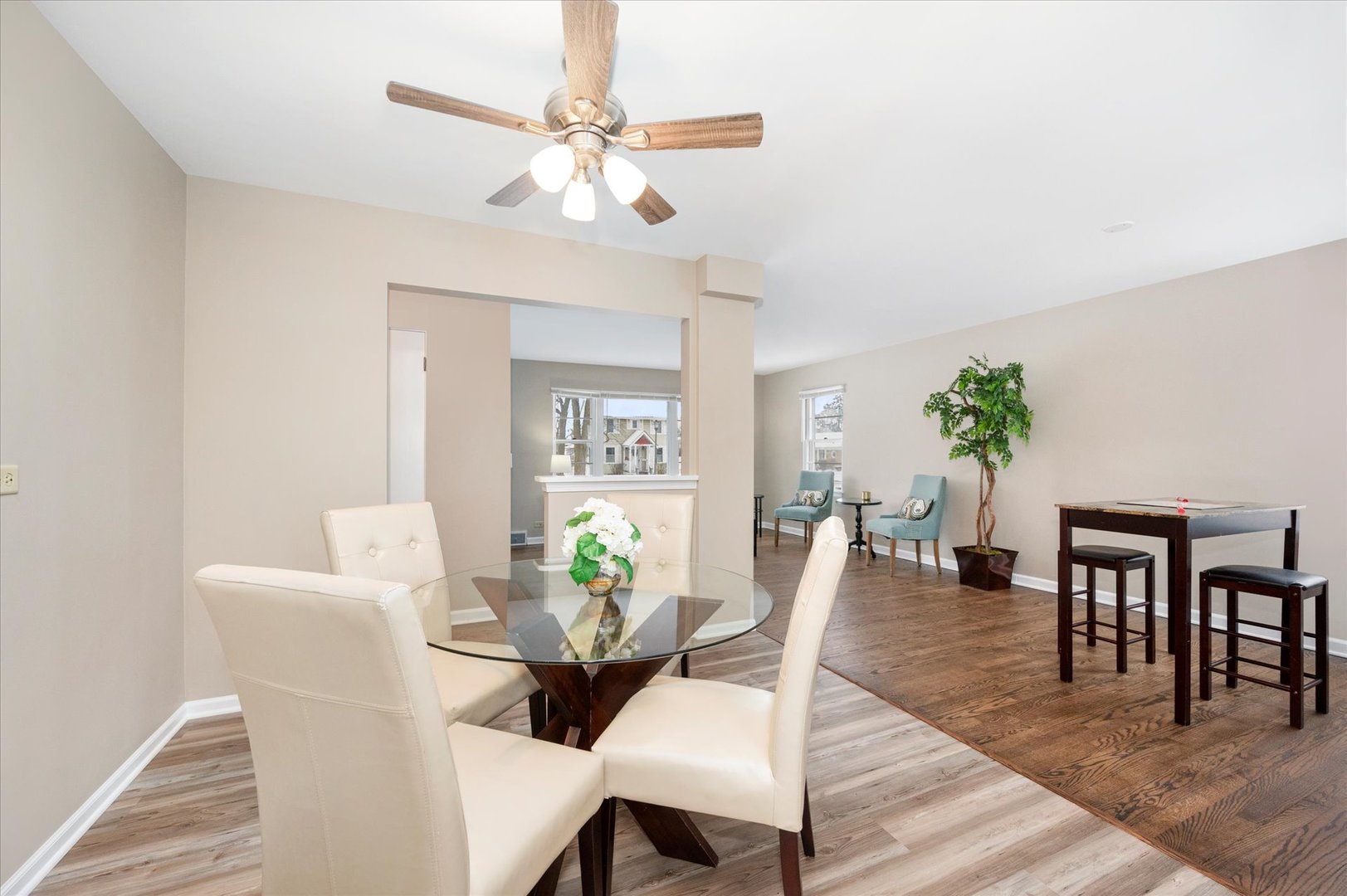 159 N Myrtle Avenue, Elmhurst, IL 60126