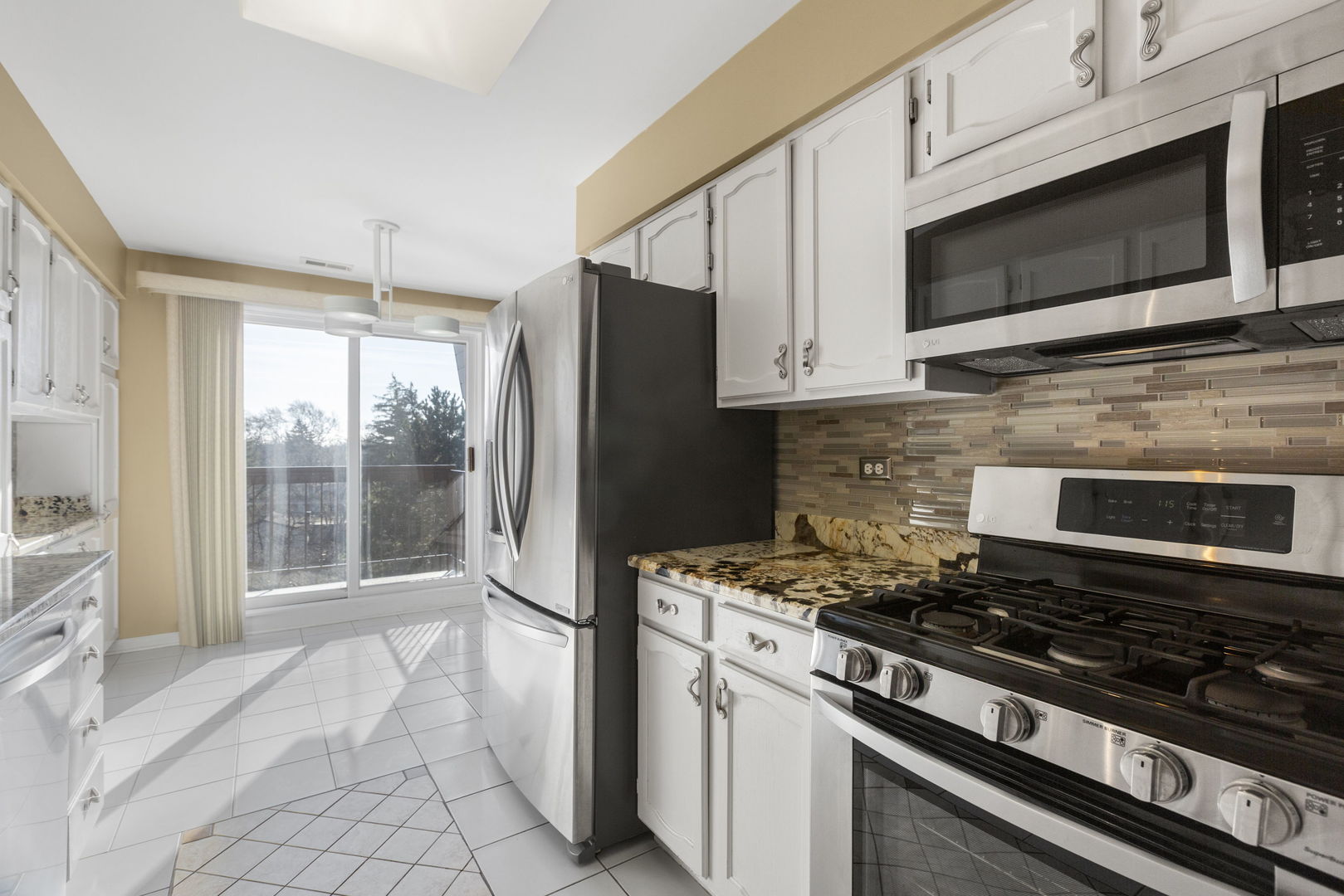 400 E Dundee Road #403C, Buffalo Grove, IL 60089