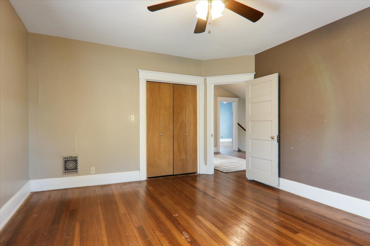 201 S Main Street, Leroy, IL 61752