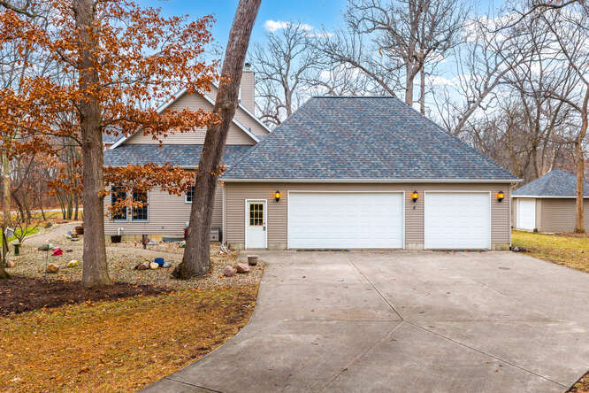 2658 E 1559th Road, Ottawa, IL 61350