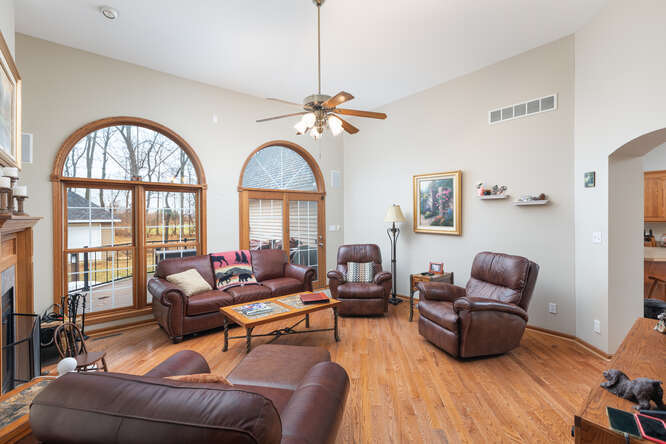 2658 E 1559th Road, Ottawa, IL 61350