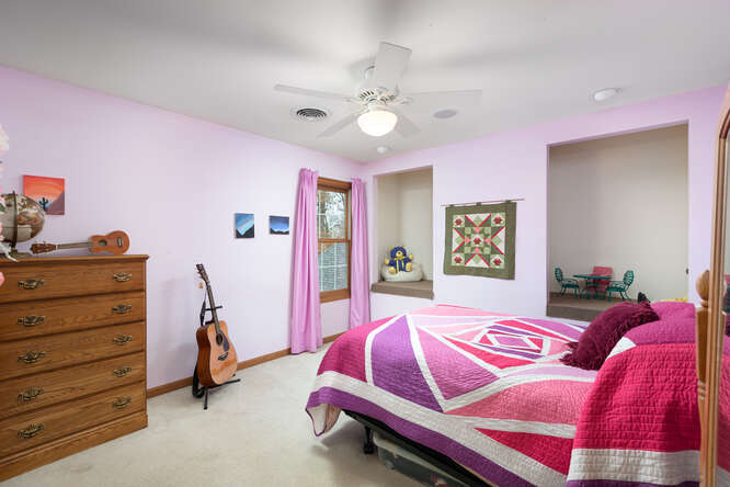 2658 E 1559th Road, Ottawa, IL 61350