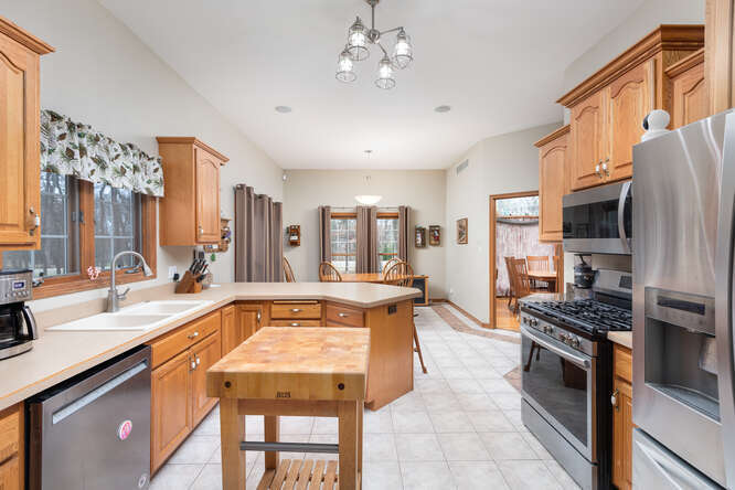 2658 E 1559th Road, Ottawa, IL 61350