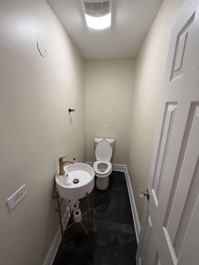 2724 Chariot Lane, Olympia Fields, IL 60461