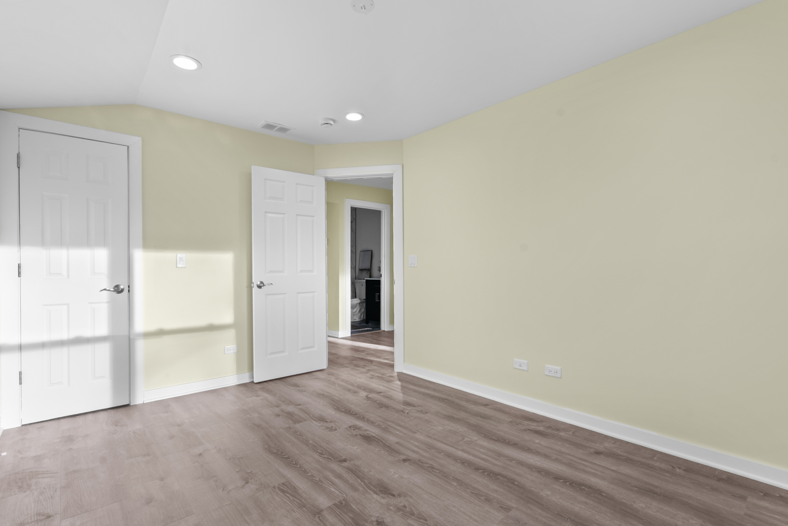 25449 W US Highway 30, Plainfield, IL 60585