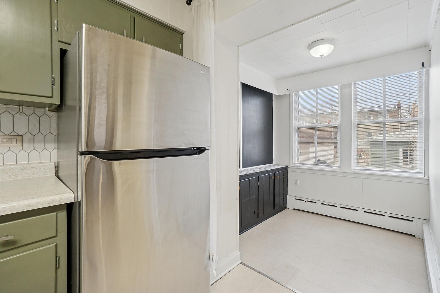 1832 Elmwood Avenue, Berwyn, IL 60402