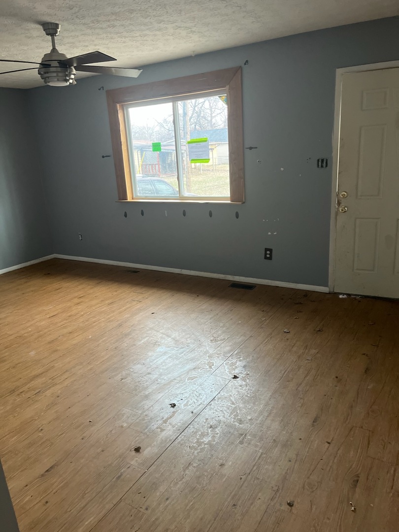 265 KAZILEK Drive, Cahokia, IL 62206