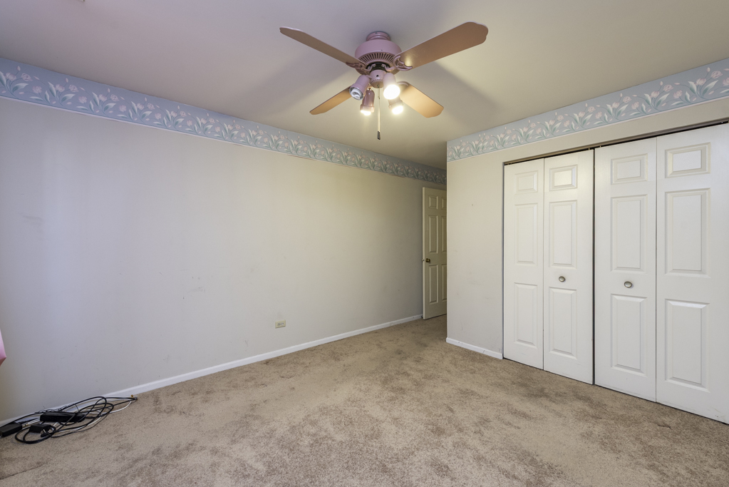 1834 Arbor Court, Gurnee, IL 60031