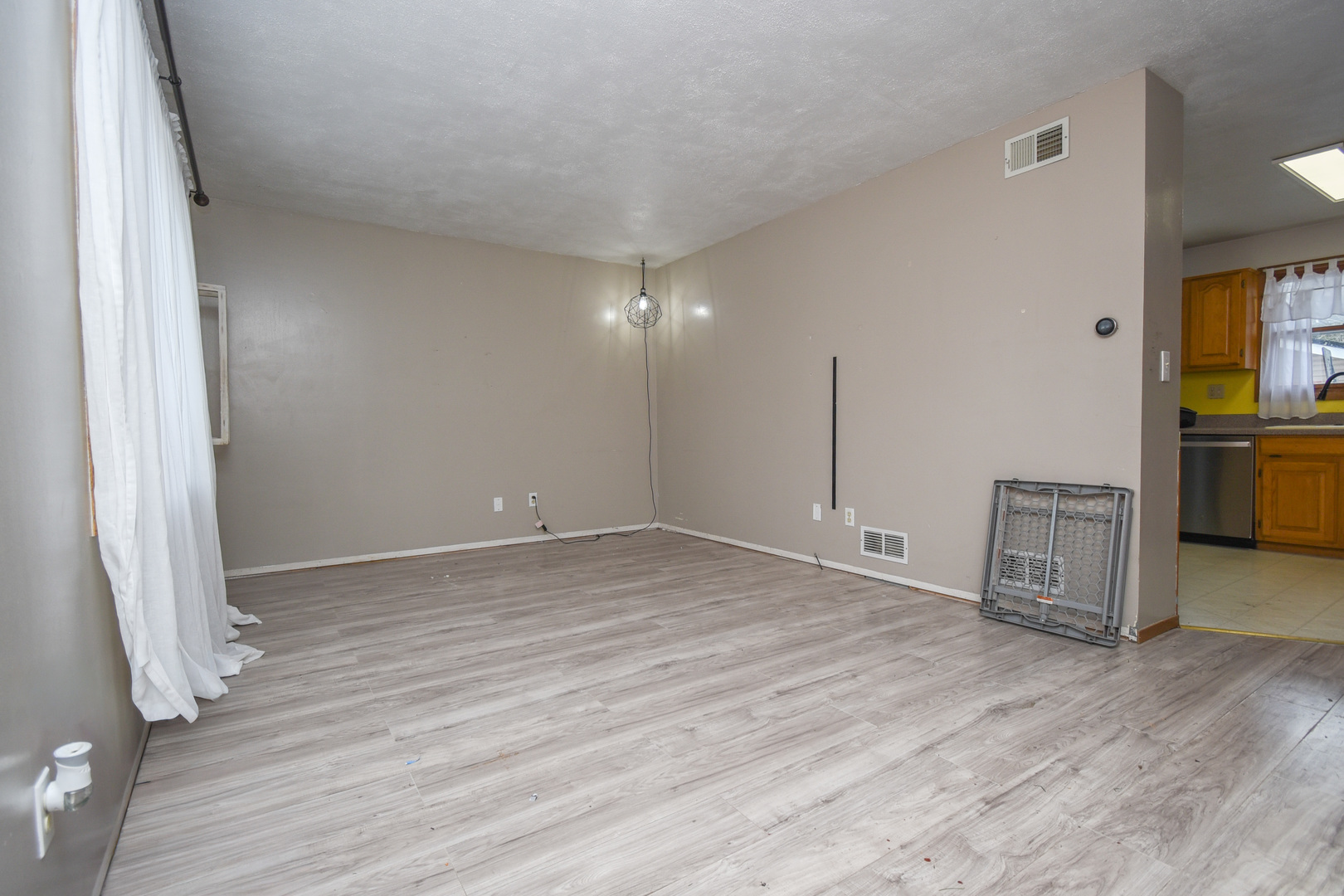 38169 N North Shore Avenue, Beach Park, IL 60087