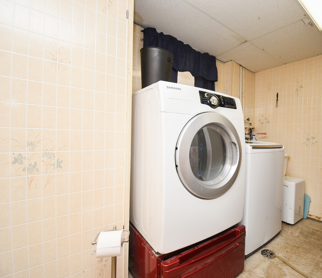 38169 N North Shore Avenue, Beach Park, IL 60087