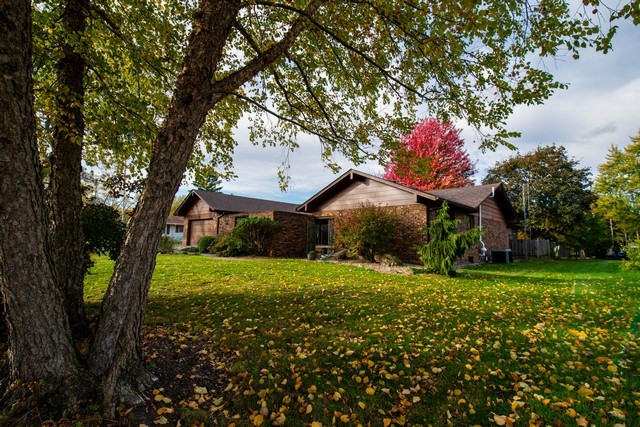 8126 203rd Avenue, Bristol, WI 53104