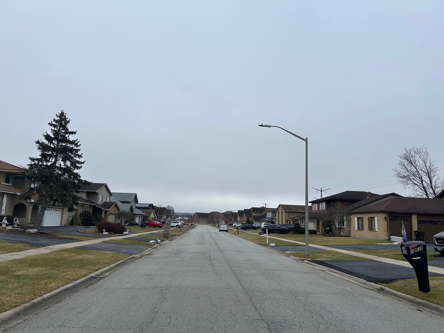 18619 Laramie Road, Country Club Hills, IL 60478