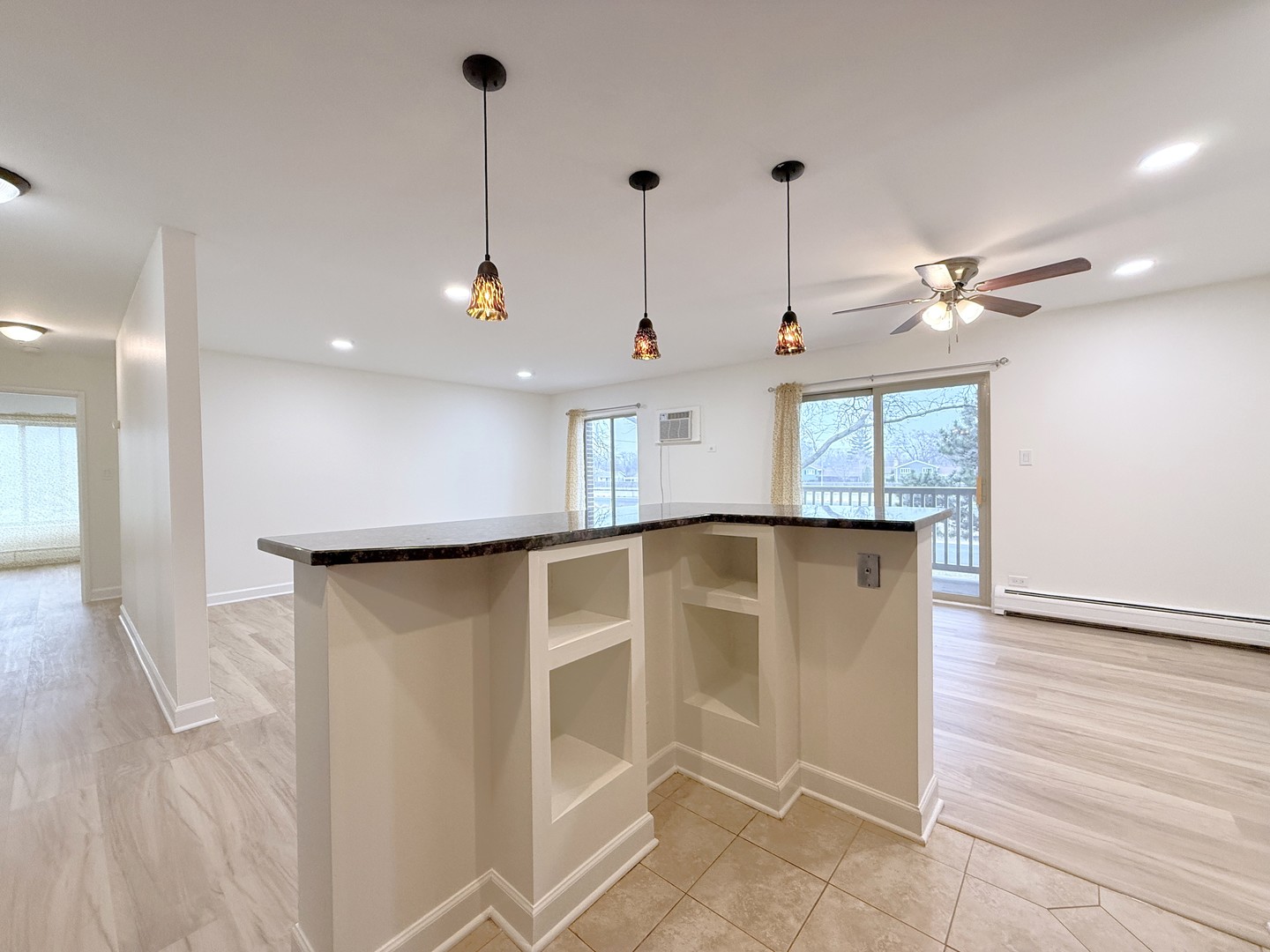 460 N Wilke Road #201, Palatine, IL 60074