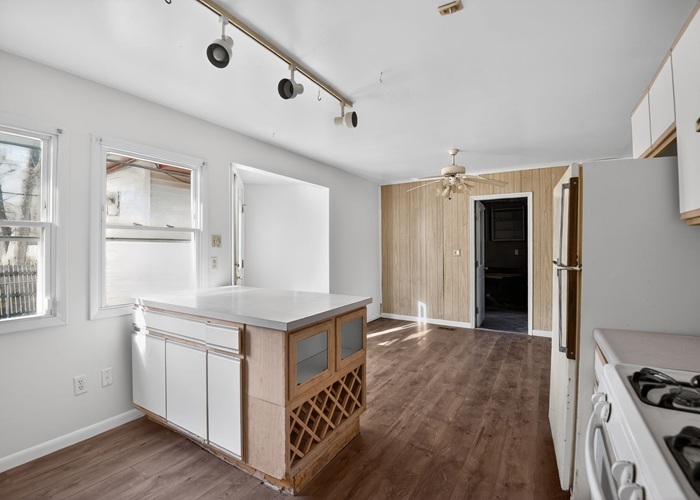 127 S Scottswood Drive, Urbana, IL 61802