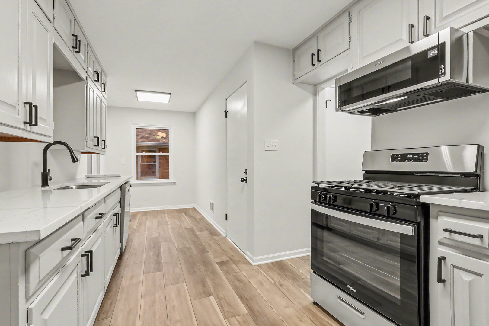 1608 Mayfield Avenue, Joliet, IL 60435