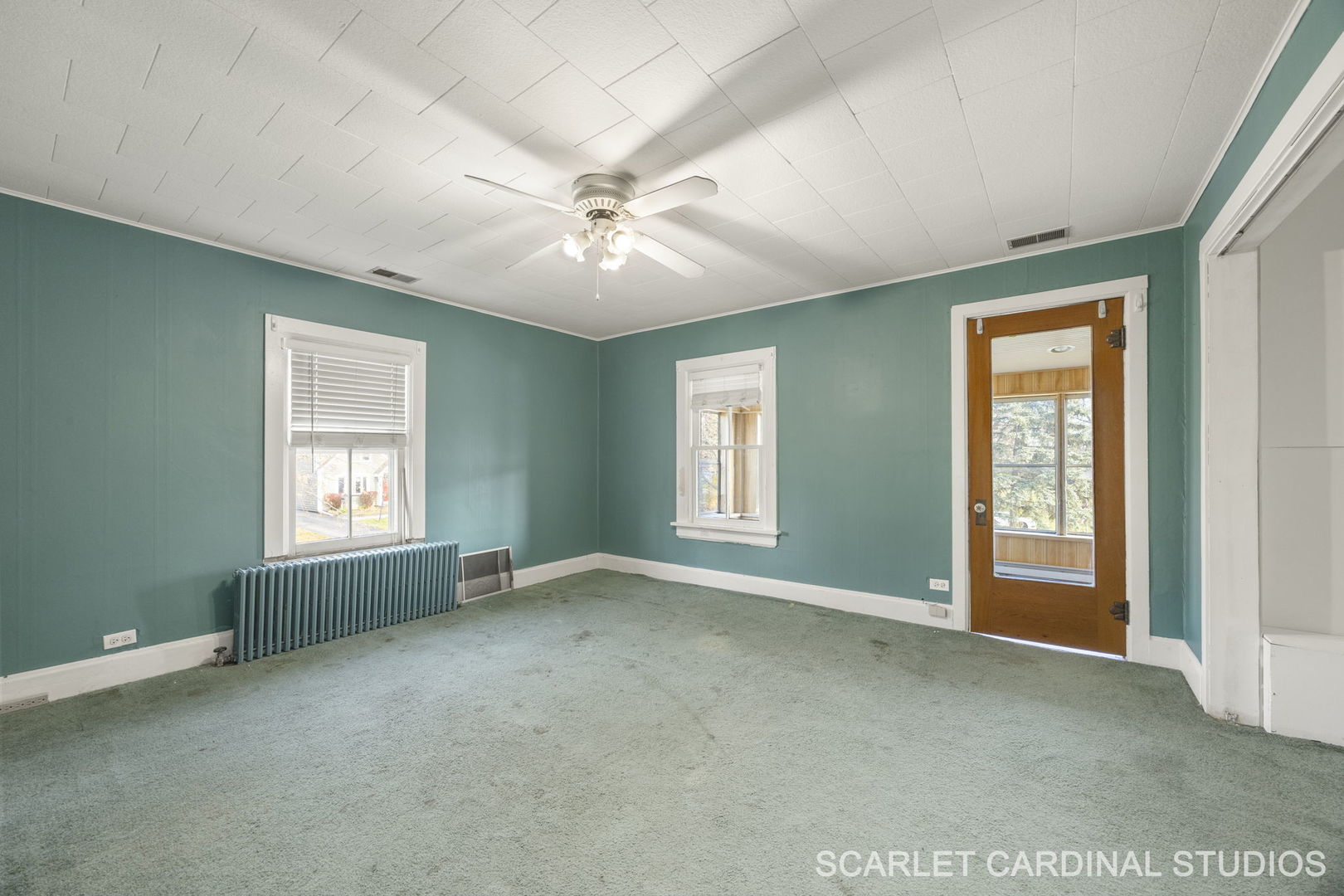 27 E Jackson Street, Villa Park, IL 60181