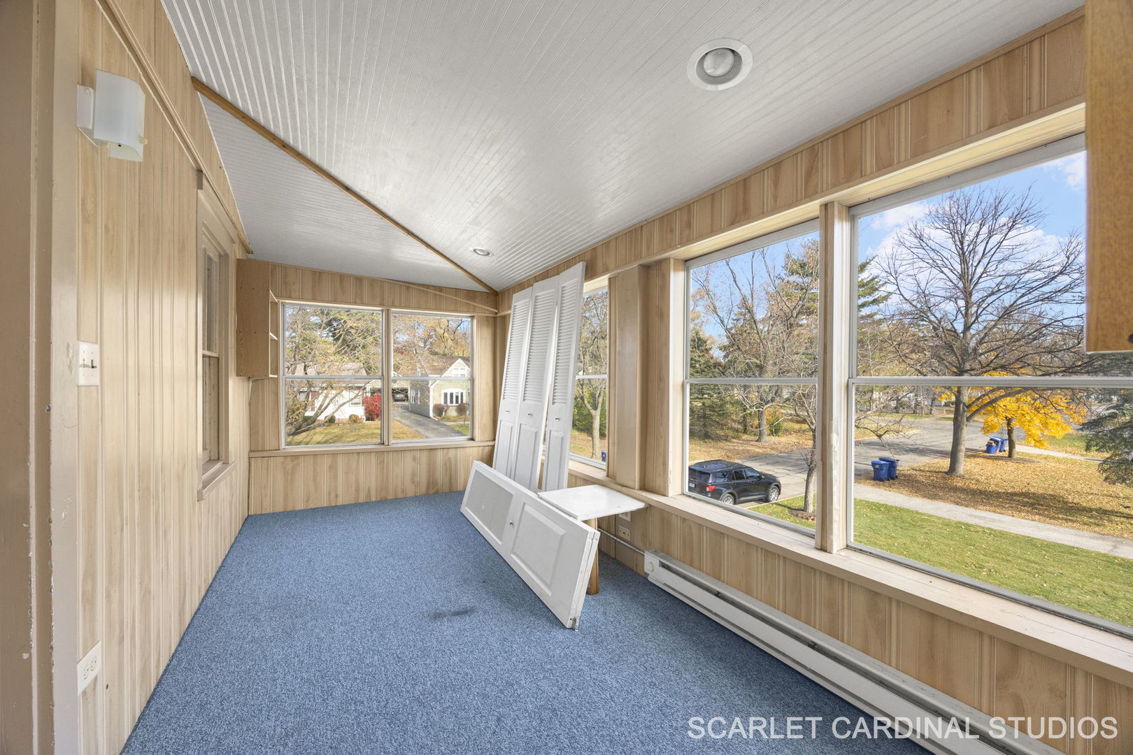 27 E Jackson Street, Villa Park, IL 60181