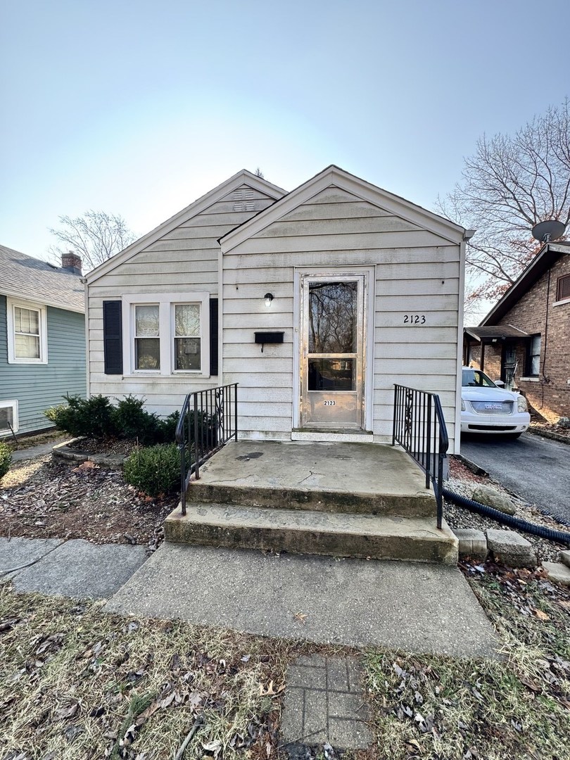 2123 170th Street, Hazel Crest, IL 60429