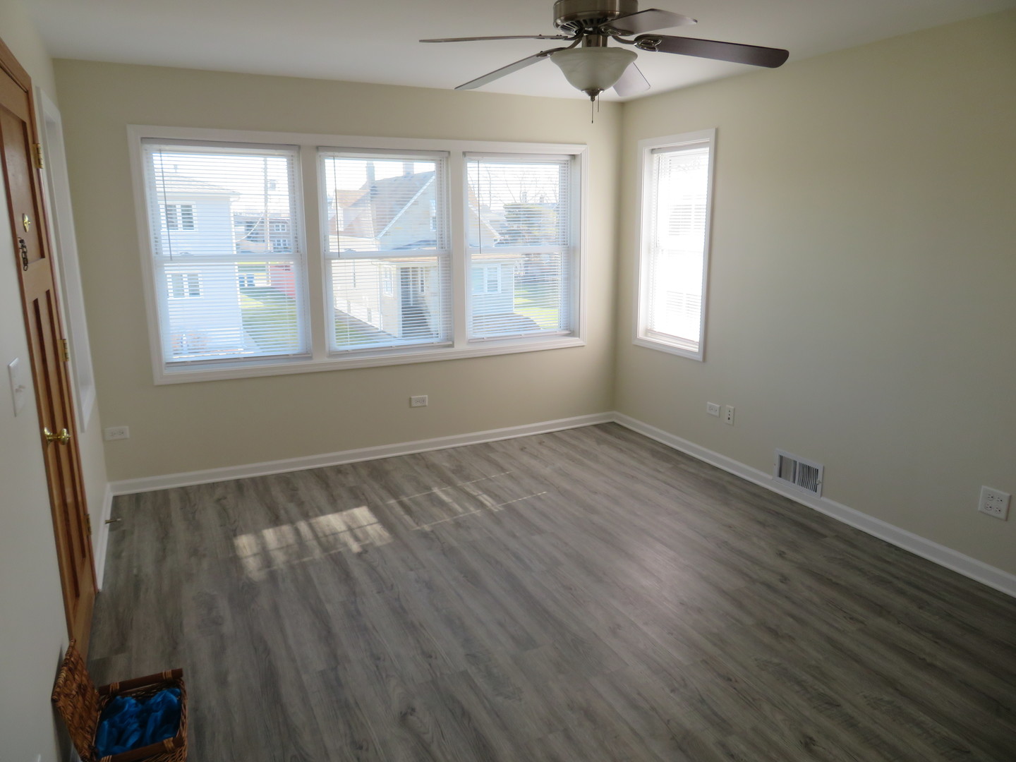 118 N 12th Avenue #2, Melrose Park, IL 60160