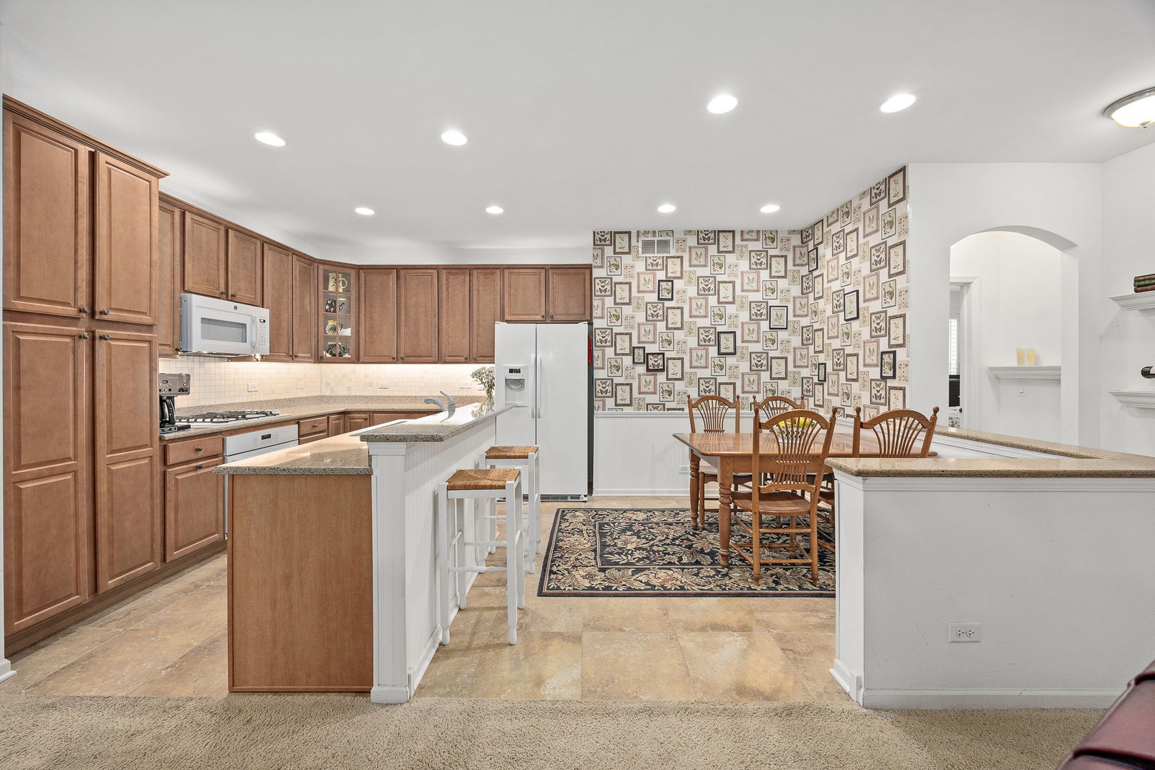 1193 Heathrow Lane, Aurora, IL 60502