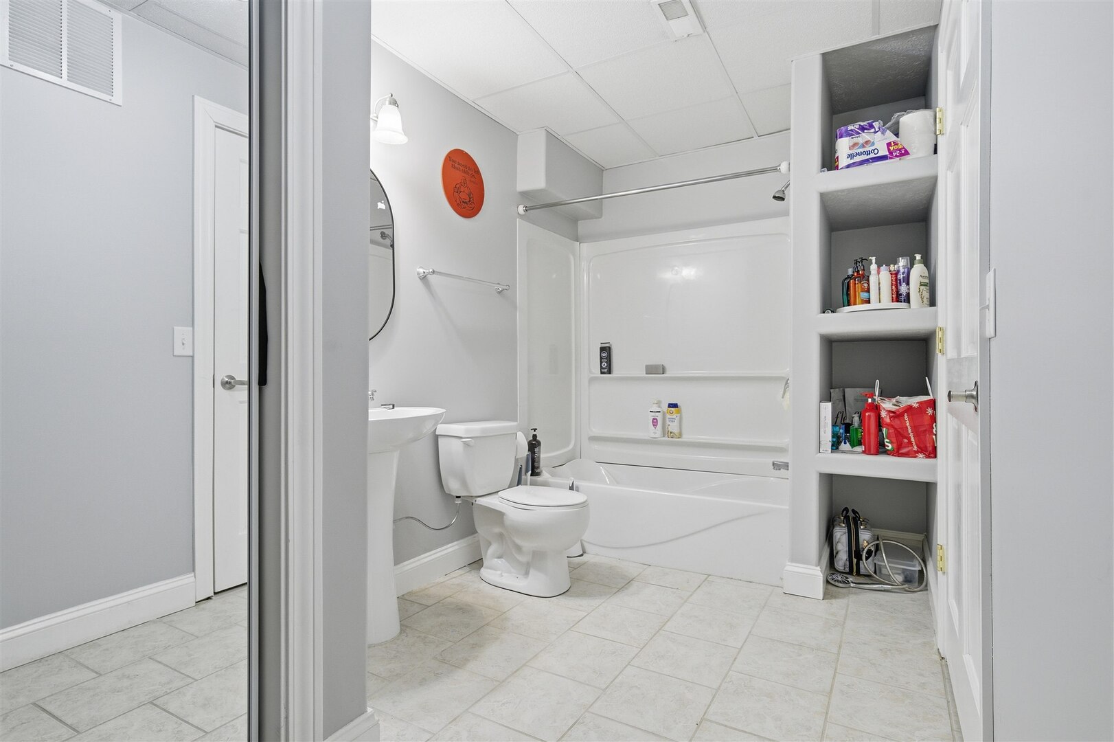 9821 Gabriel Drive, Bloomington, IL 61705