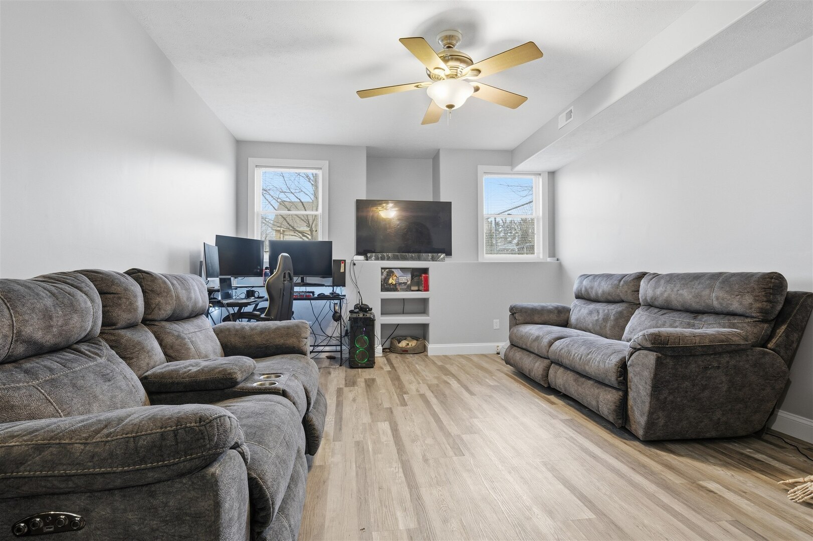 9821 Gabriel Drive, Bloomington, IL 61705