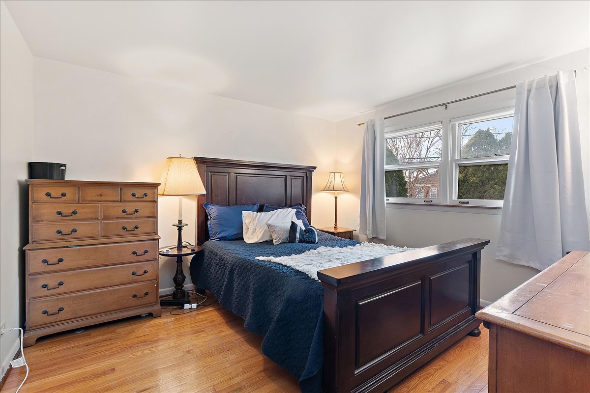 18522 Dixie Highway, Homewood, IL 60430