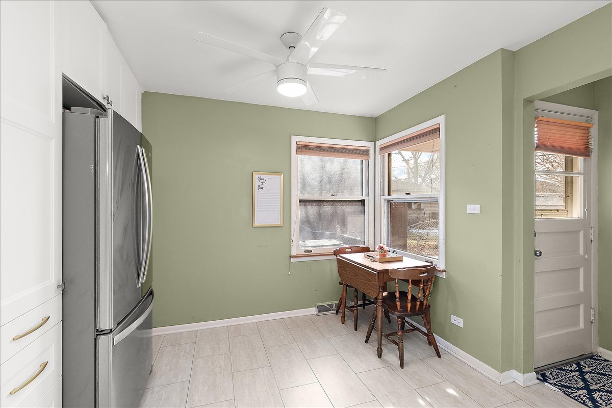 18522 Dixie Highway, Homewood, IL 60430