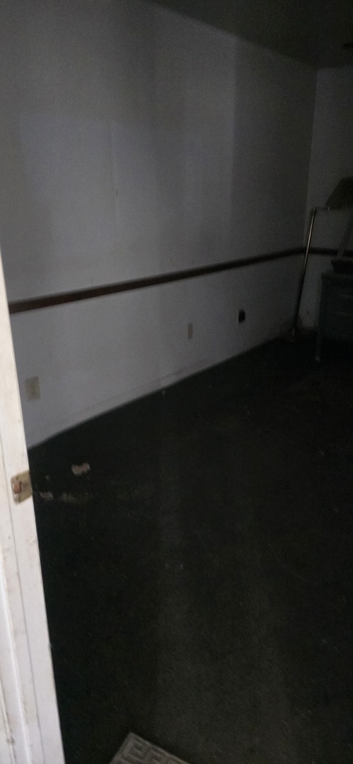 11475 Commercial Street #5, Richmond, IL 60071