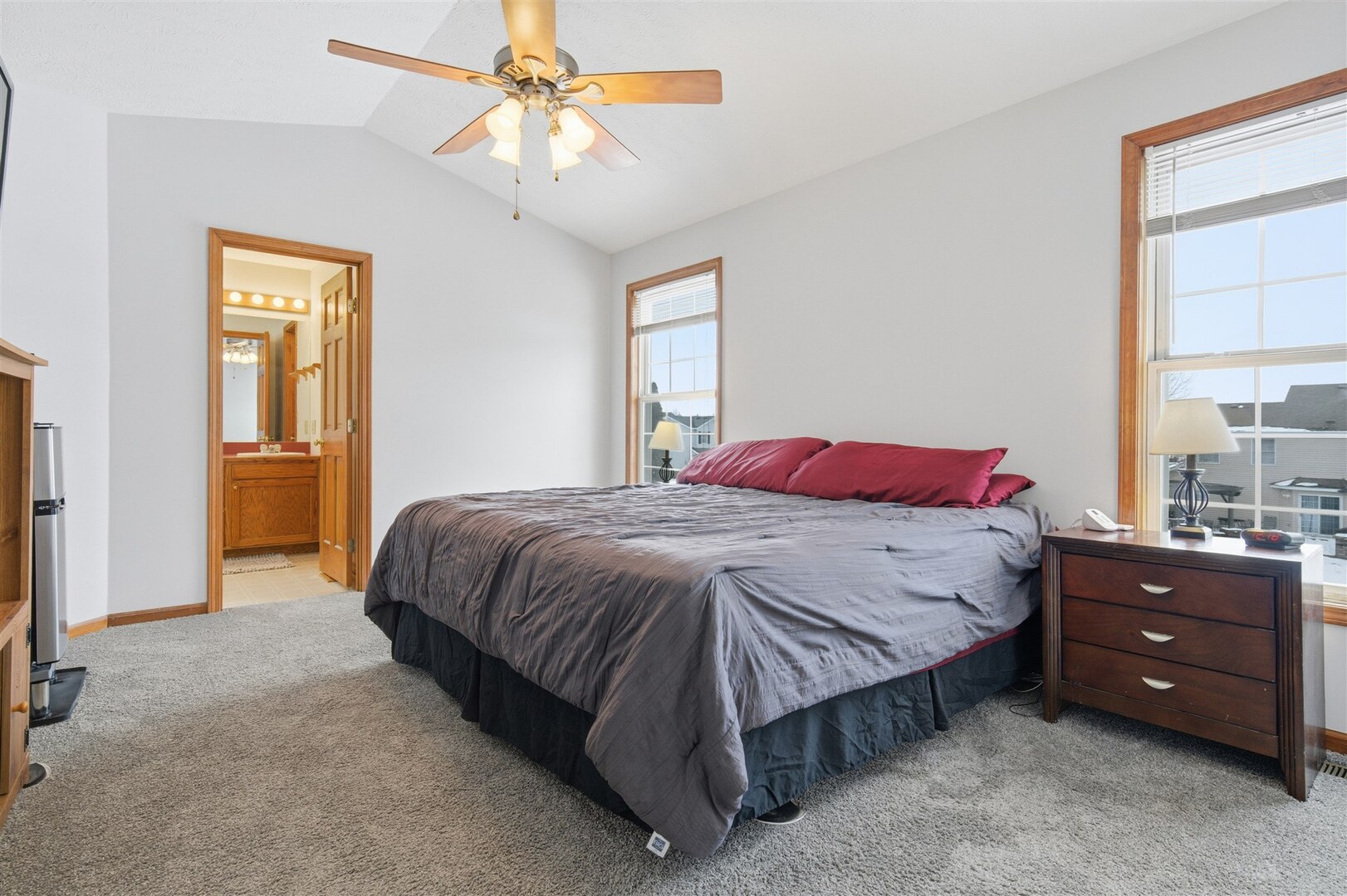 59 Bandecon Way, Bloomington, IL 61704