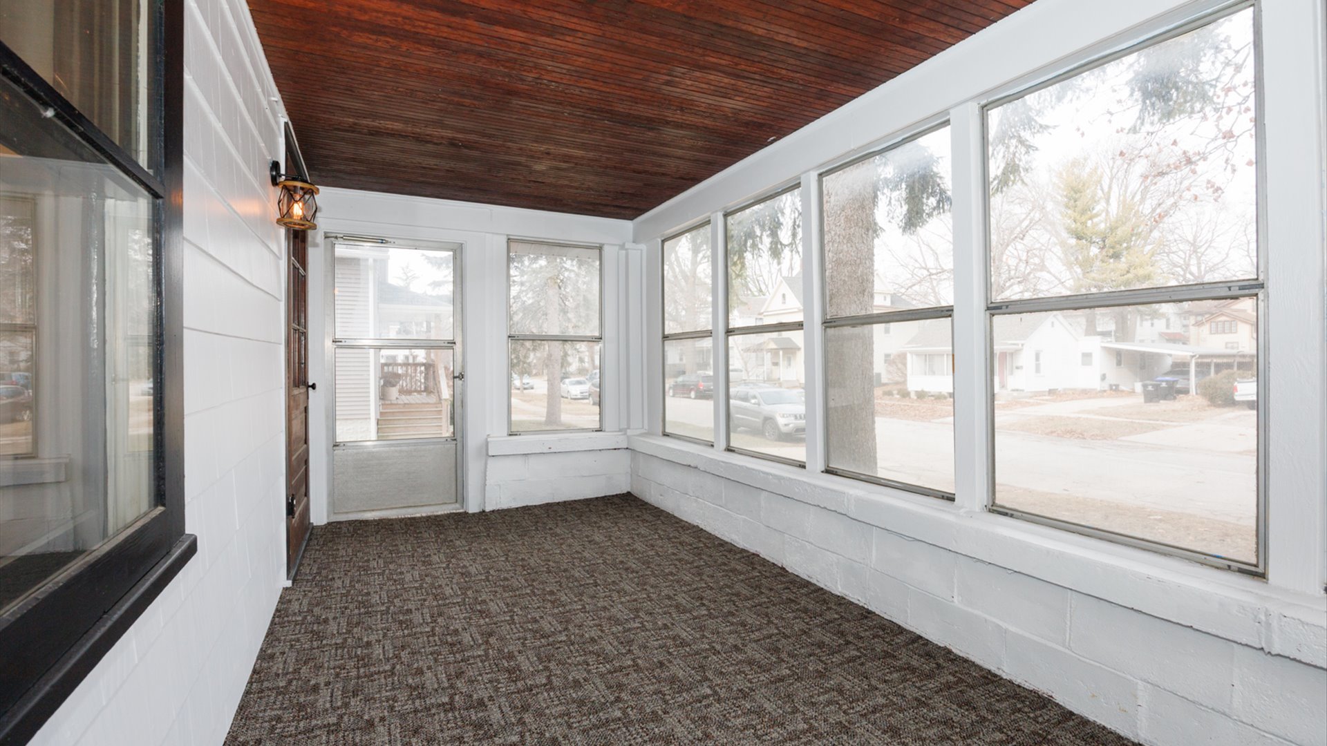 611 E Olive Street, Bloomington, IL 61701