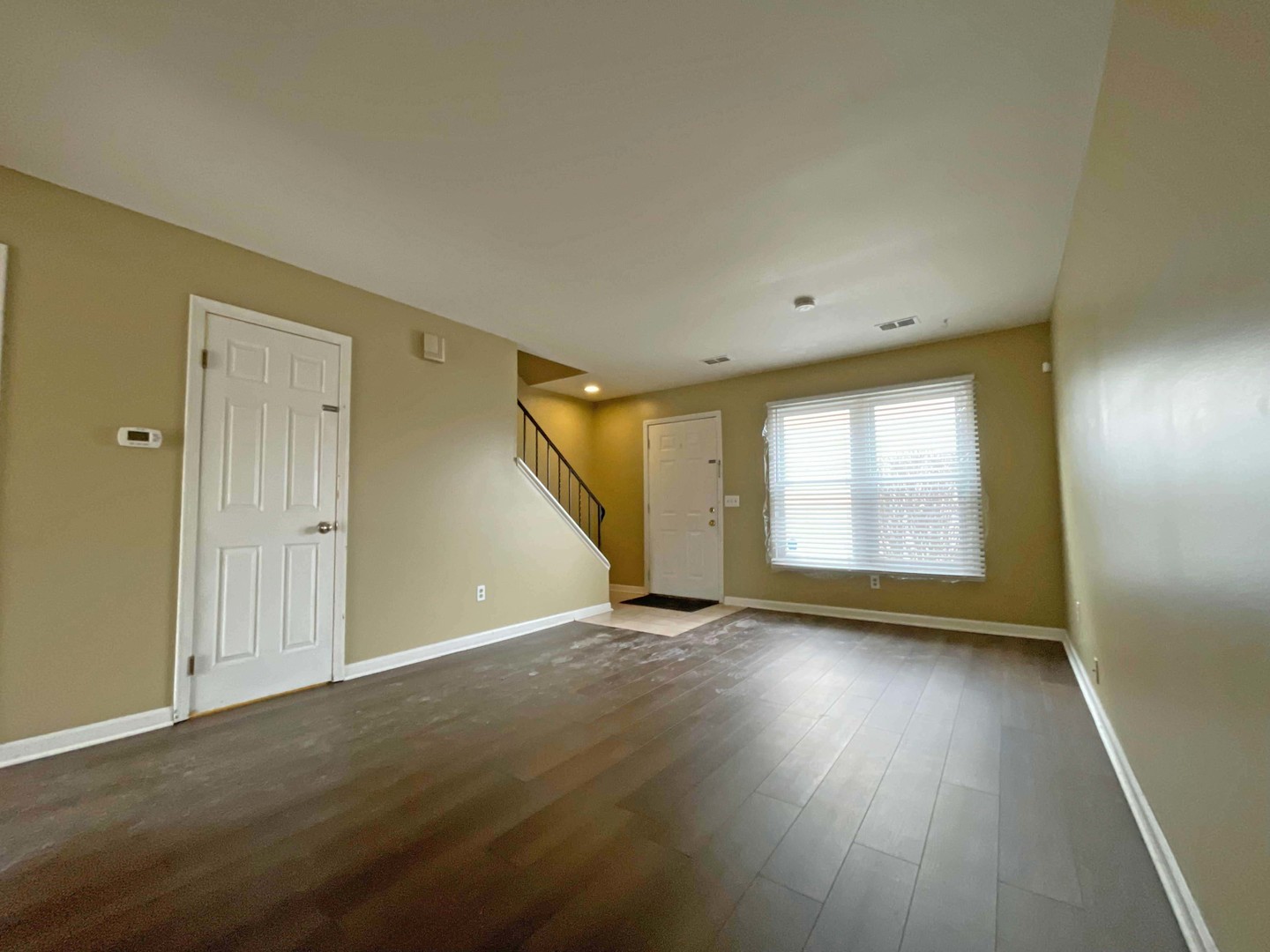 1674 Shamrock Court, Aurora, IL 60505