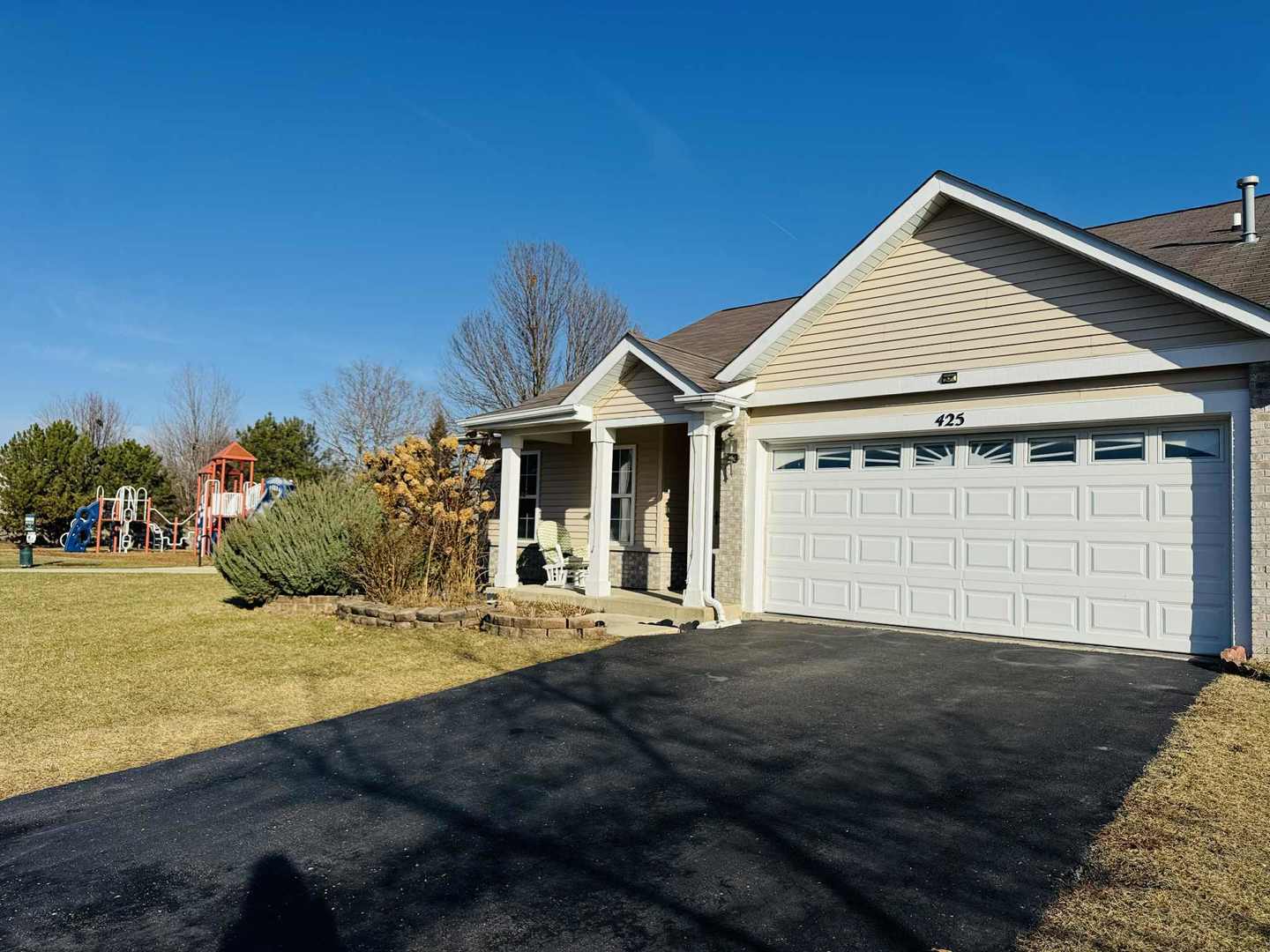 425 Claire Avenue, Romeoville, IL 60446