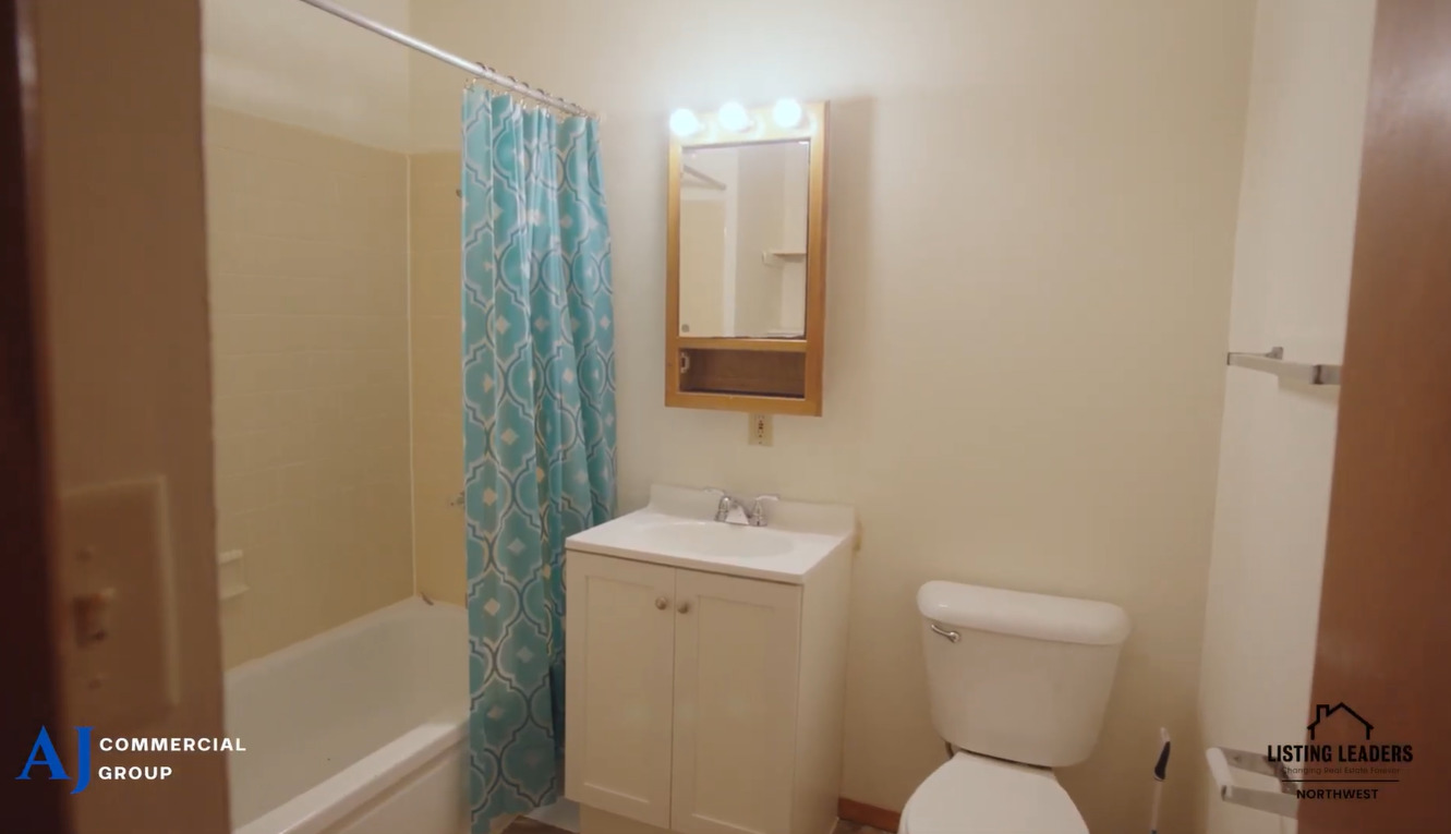 802-810-820 Kimberly Drive, DeKalb, IL 60115