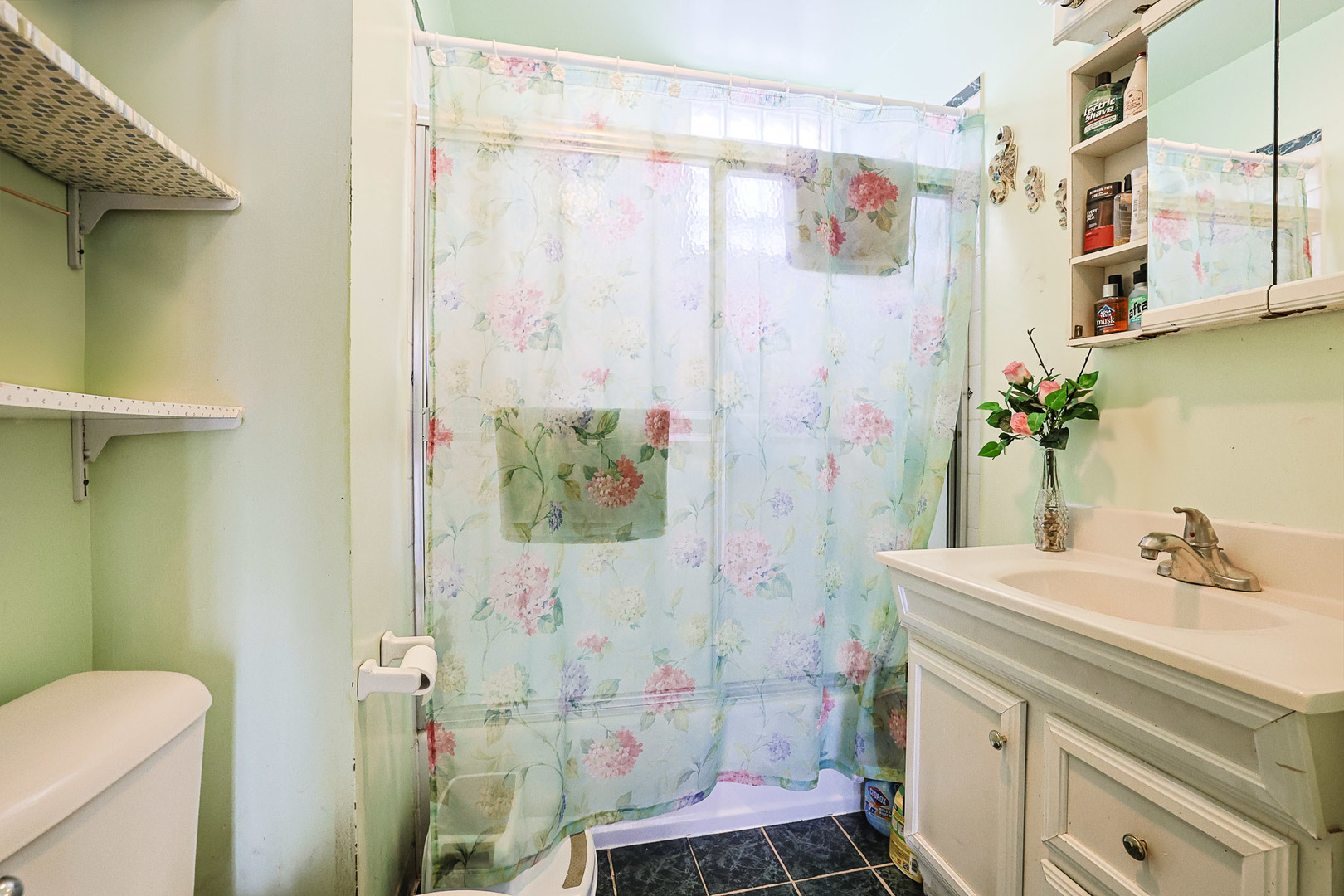 2407 S Lawndale Avenue, Chicago, IL 60623